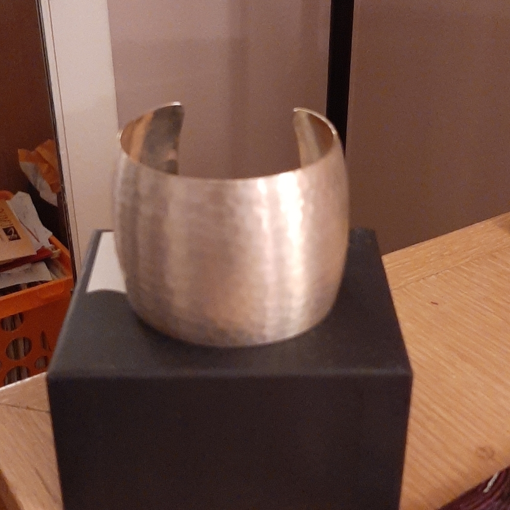 Cuff bracelet